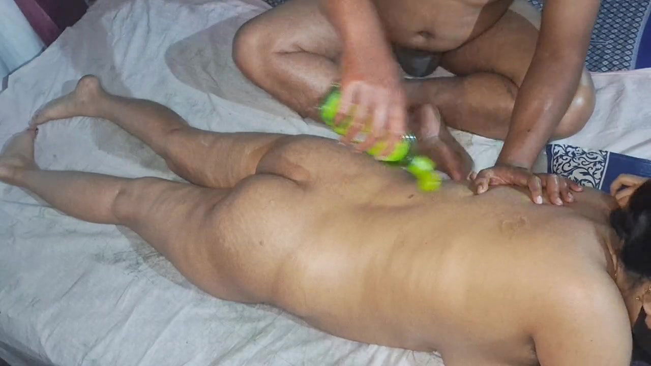 Desi Indian Bhabhi Full Nude Oil Massage