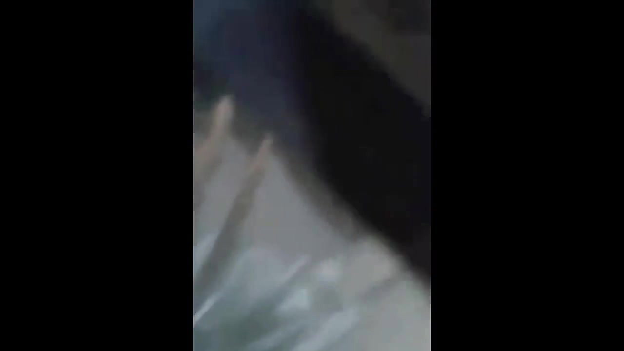 young delhi college lovers fucking in restaurant bathroom