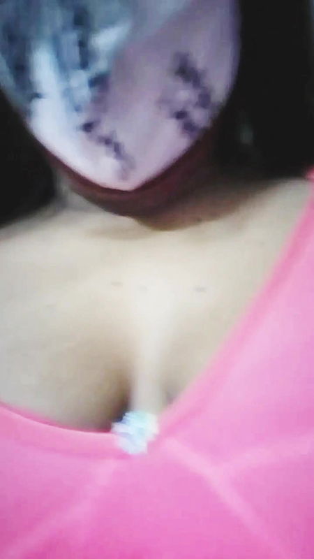 Desi Bhabhi’s Big Breasts