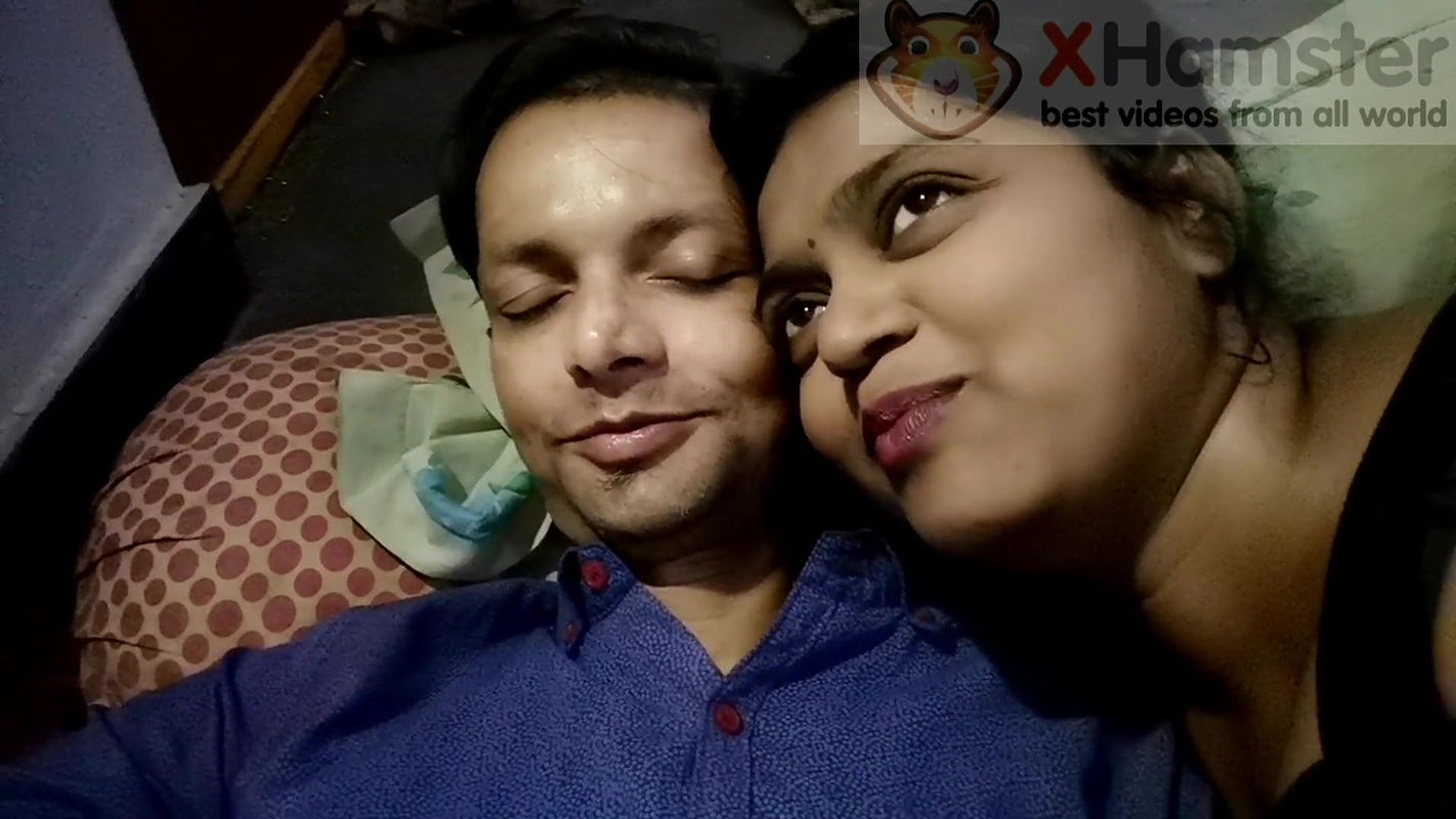 Desi bhabhi sucking and deepthrot my Dick finally cum in mouth in Hindi