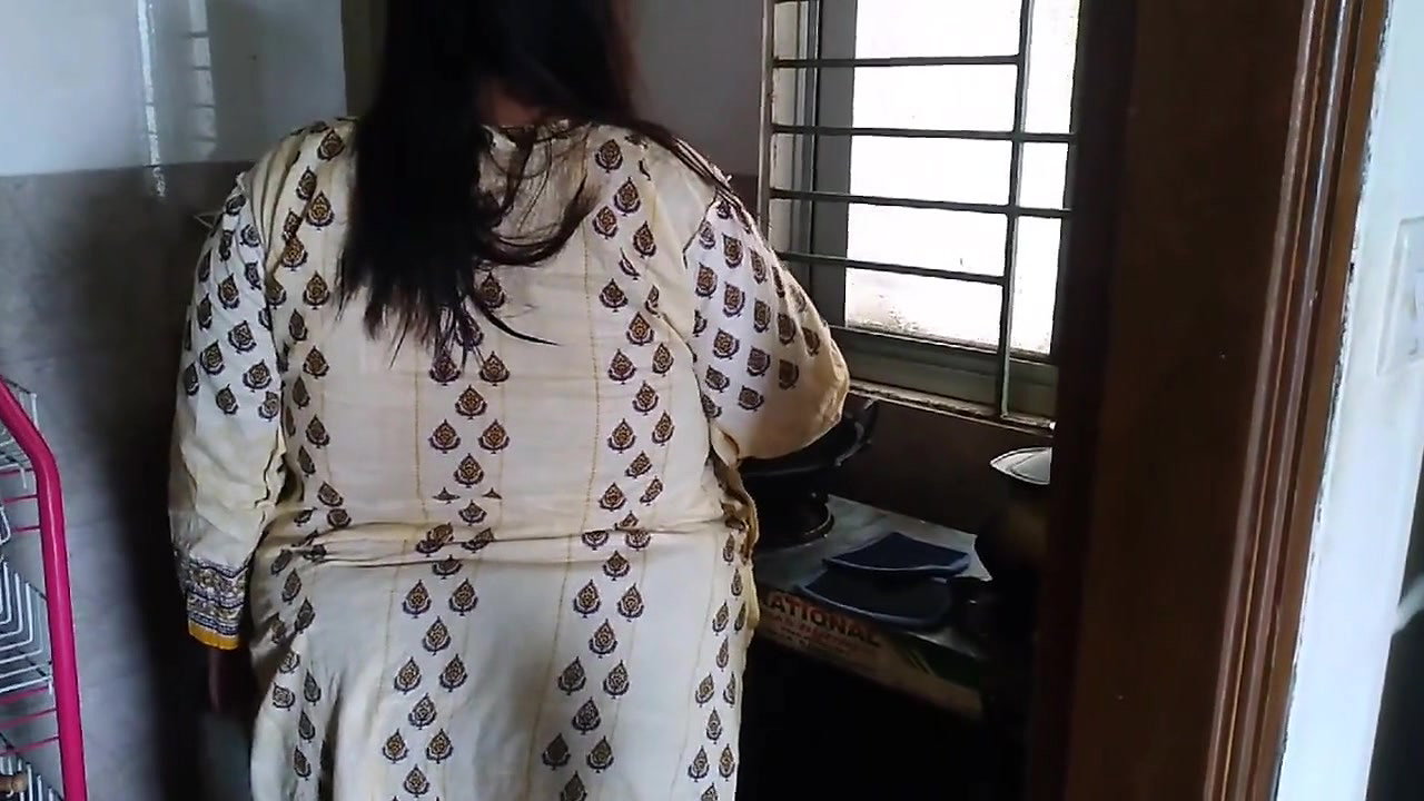 Desi Bhabhi Rough Anal Fucked by Devar in Kitchen when she was cocking