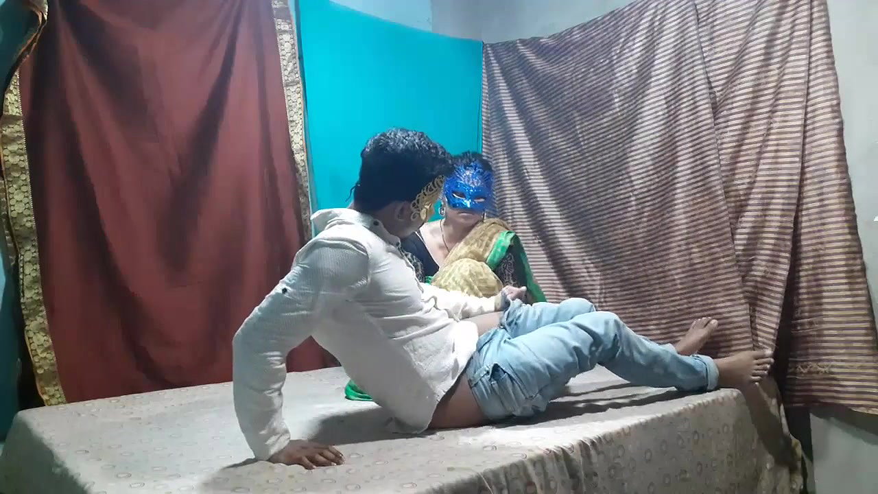 aishwarya bhabhi diwali special 2