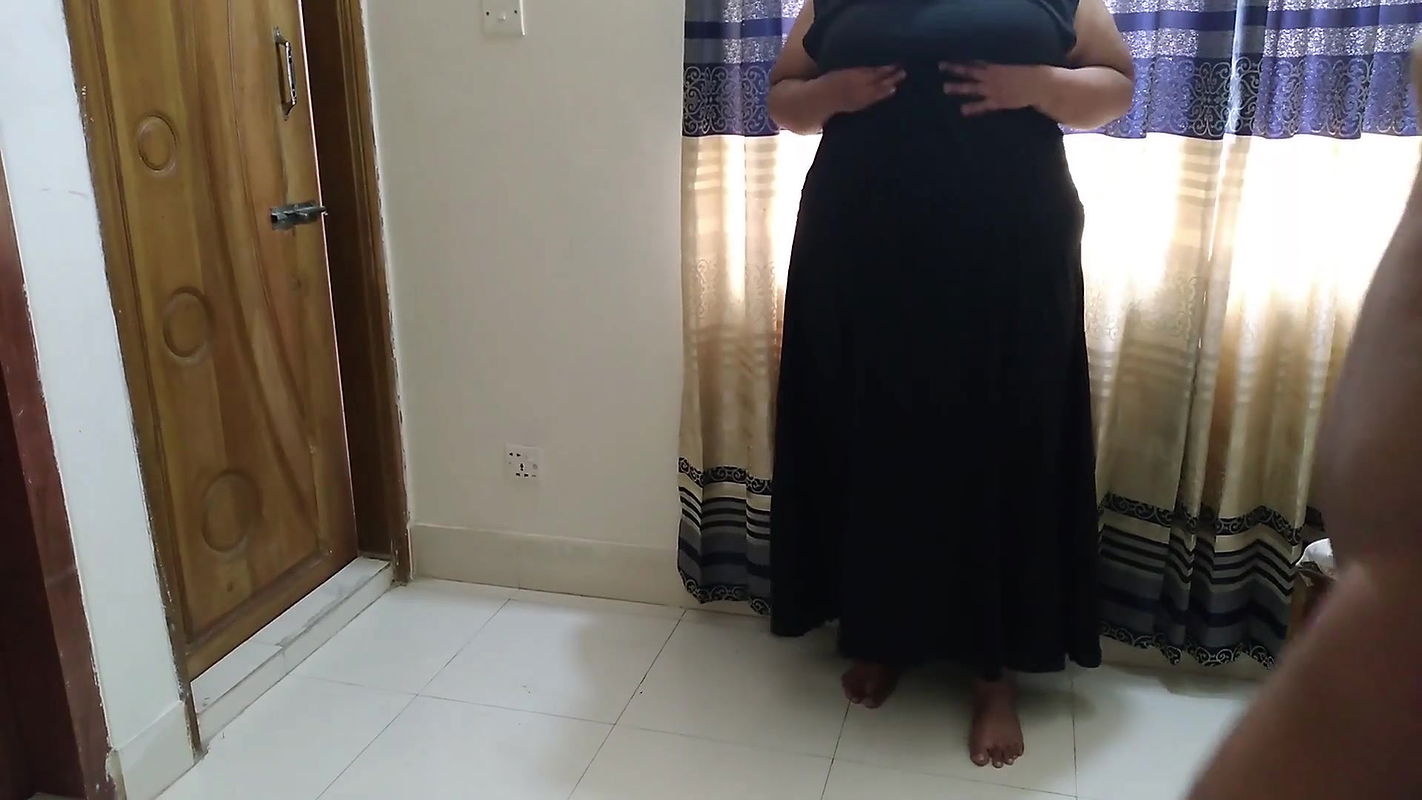 Boss Fuck Arabian Muslim Big Boobs & Huge Ass Burqa Hijab Wearing Sexy BBW Employee girl for promotion