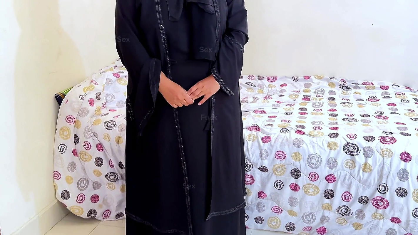 Big Ass Muslim Hijab stranger from Street In Saudi Arabia – Real Arabian ethnicity