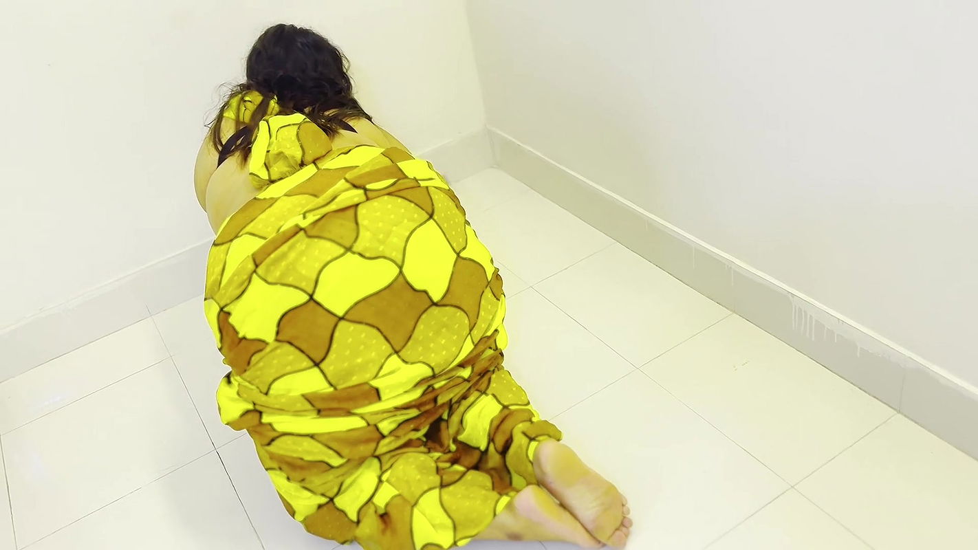 Bhabhi Ko ko Gapa Gap Choda jab uski Stuck Under Bed