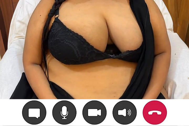 Bhabhi Ko Call Record MMS Lick – Desi Hot Bhabhi Hugh Boobs Video Call Record