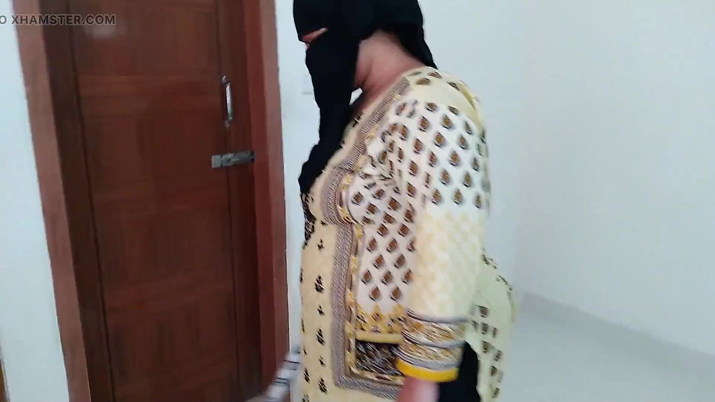 Badi Gand wali naukrani ko malik ne choda jabardast – Huge butt Fucks & Cum