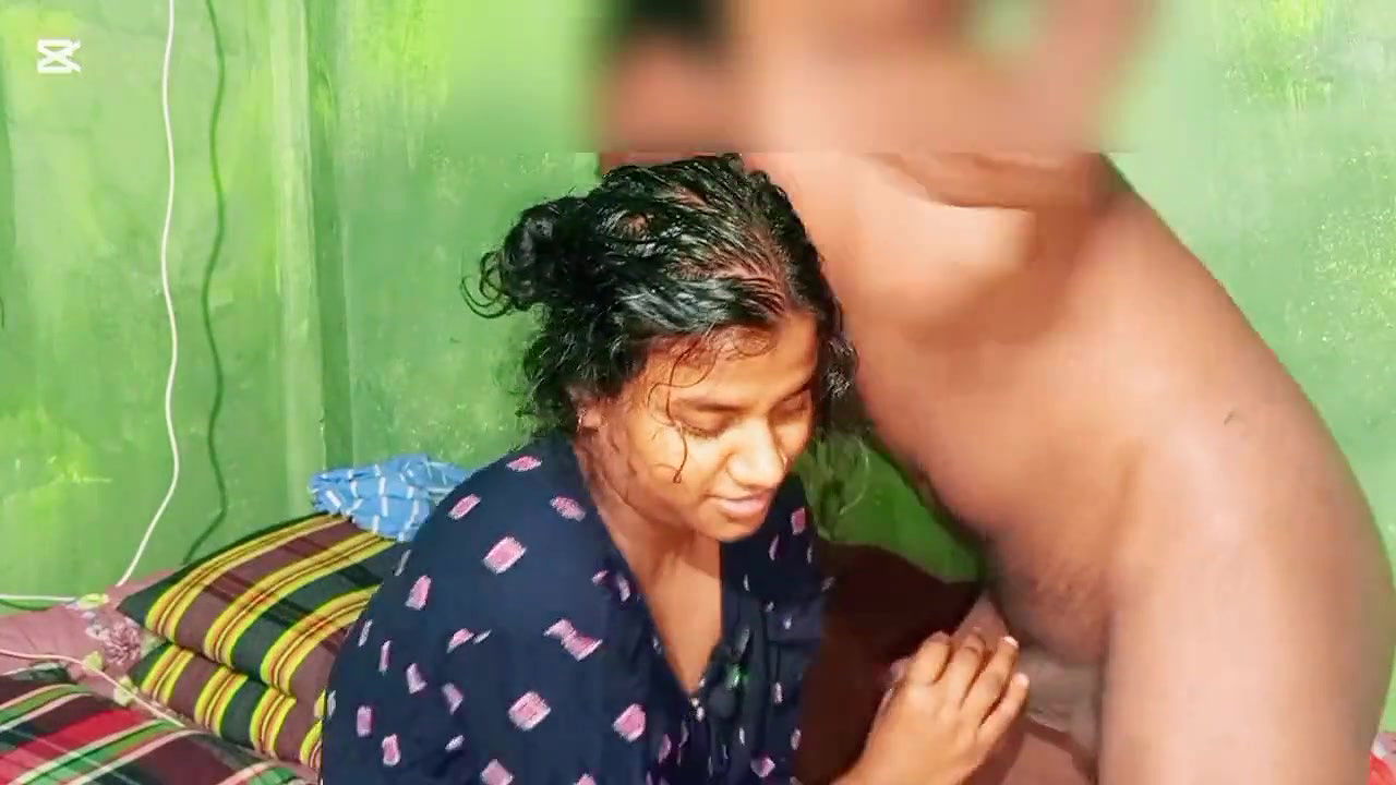 A long time ago, while visiting Sonaimuri in Calcutta, I kissed a sexy girl