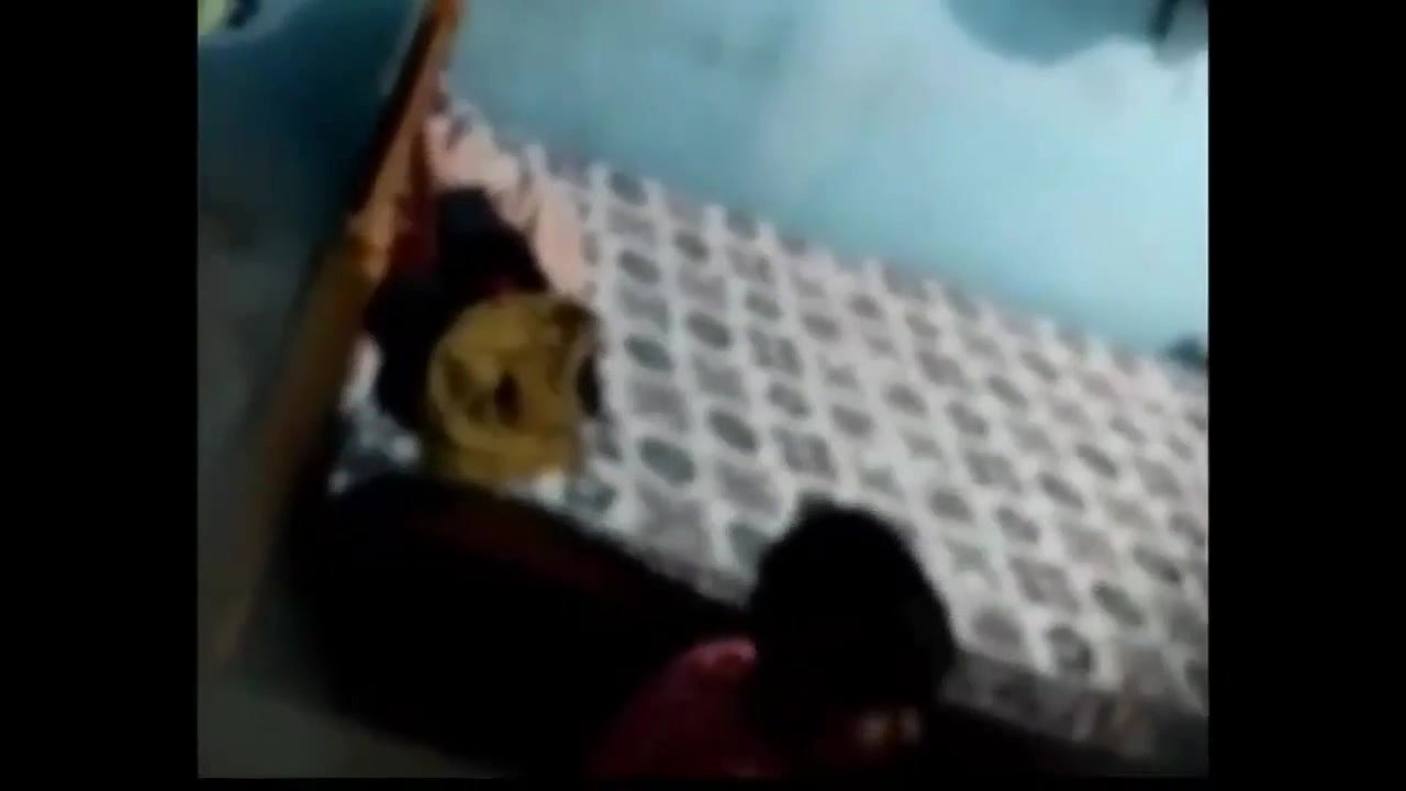 desi young couple caught fucking