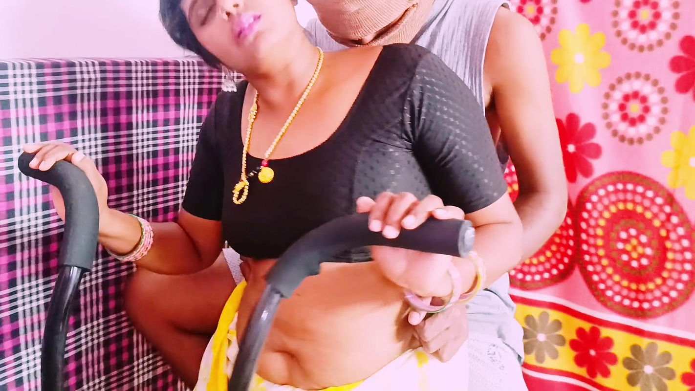 Indian maid romantic sex. Beautiful desi saree maid fuckin with houseoner big dick. Telugu dirty talks