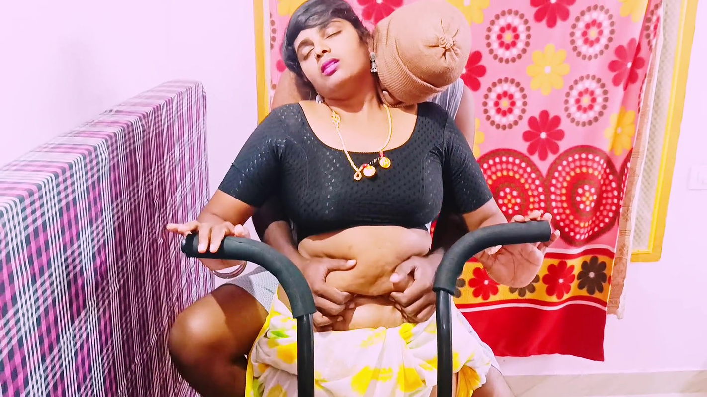 Indian sexy maid fuking house owner’s son big long dick.telugu dirty talks