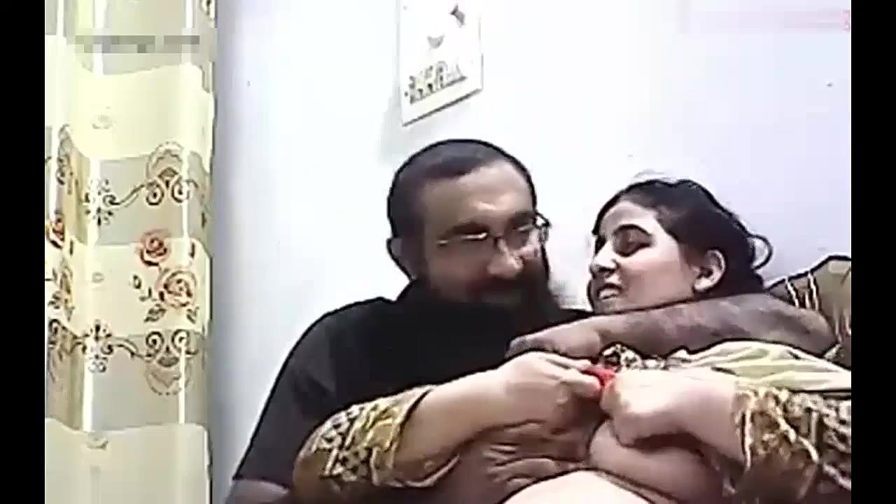 pakistani couple