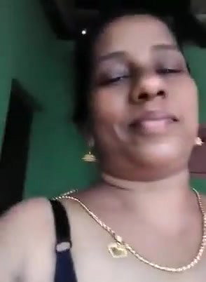Desi mature mom shows