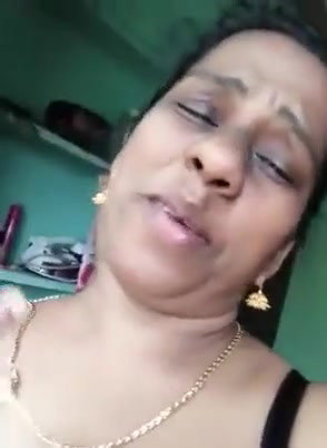 Desi mature mom shows
