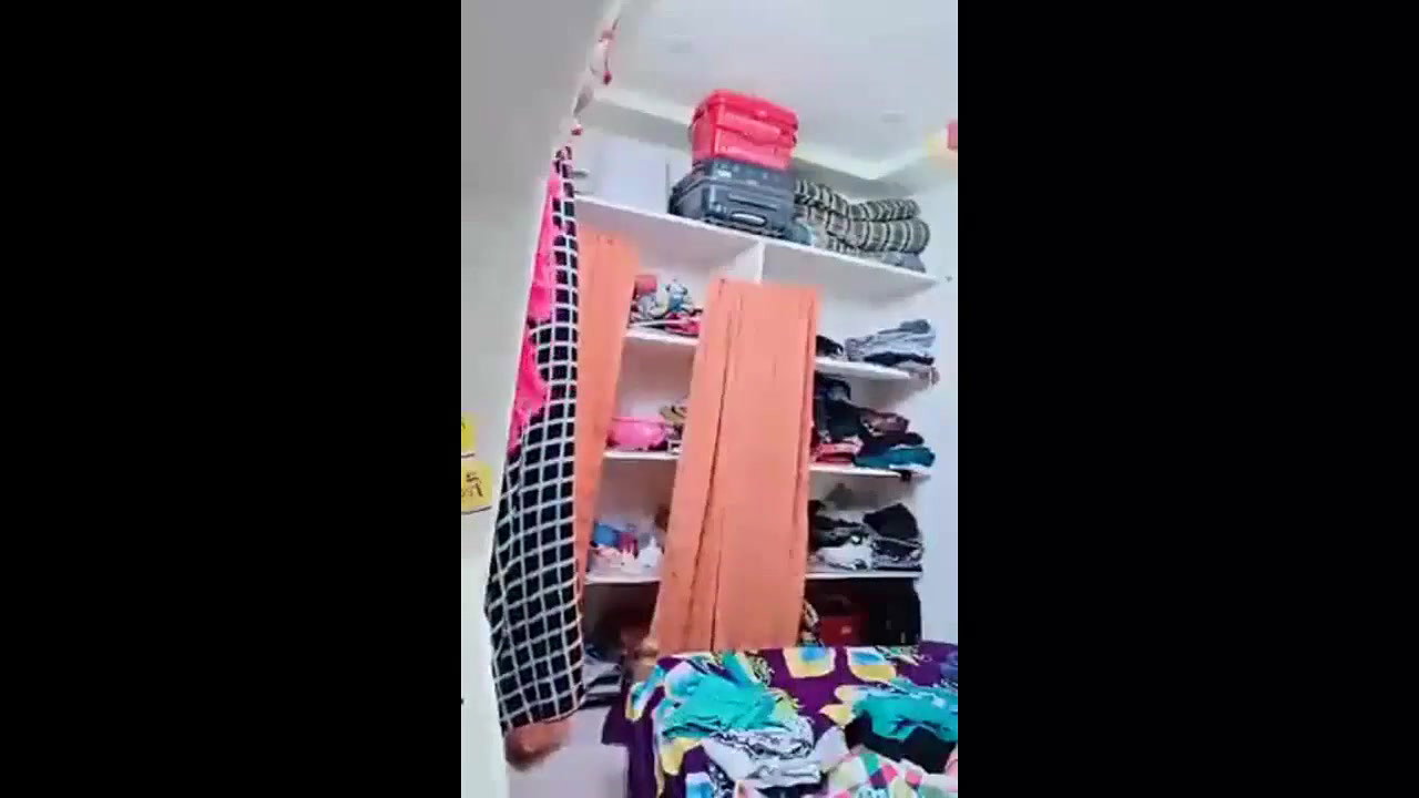 swathi naidu while changing
