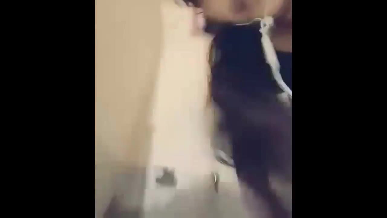 beautiful bengali girl showing boobs pussy