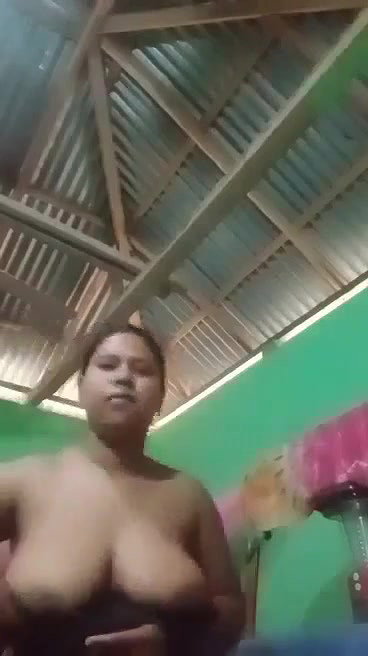 Desi Milk Tanker Village Bhabhi Showing