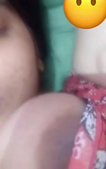 cute Indian Girl shows her Big Boobs