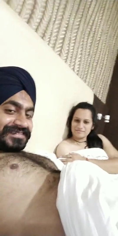 Sardarji with gf in hotel