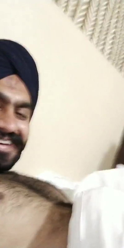 Sardarji with gf in hotel