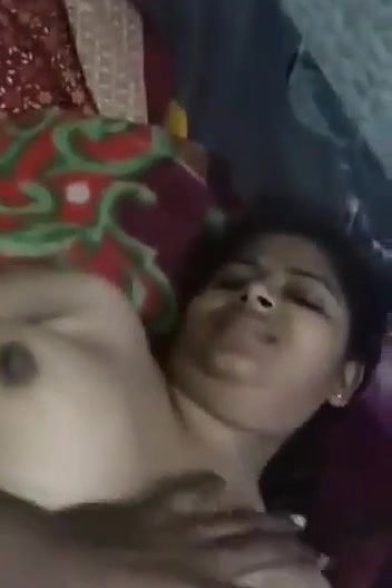 Desi nice servnt tight pzzy fked