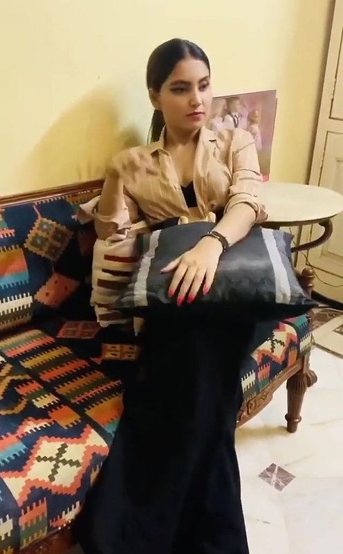 Desi Sexy Cuteee Model grl