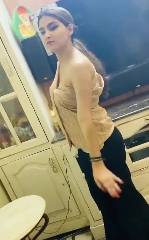 Desi Sexy Cuteee Model grl