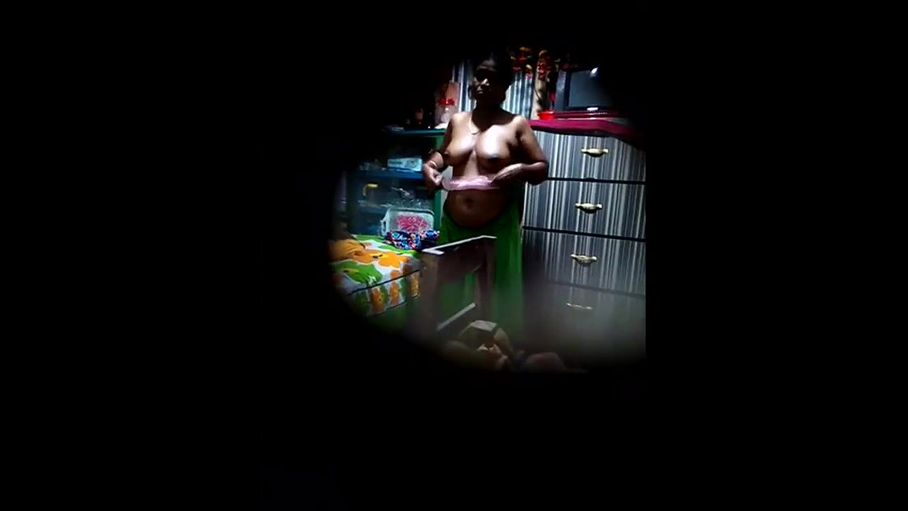 big boob desi bhabhi hidden cam