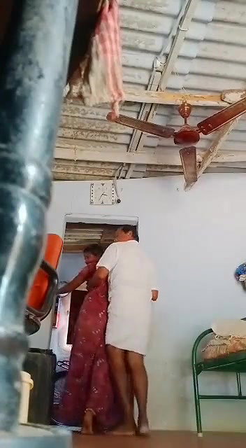 Desi village wife fucking with old father in lw