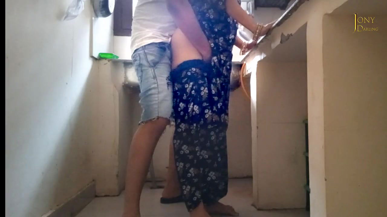 Behanchod Indian Behan Ke Sasural Mein hi Didi ko Pel Diya