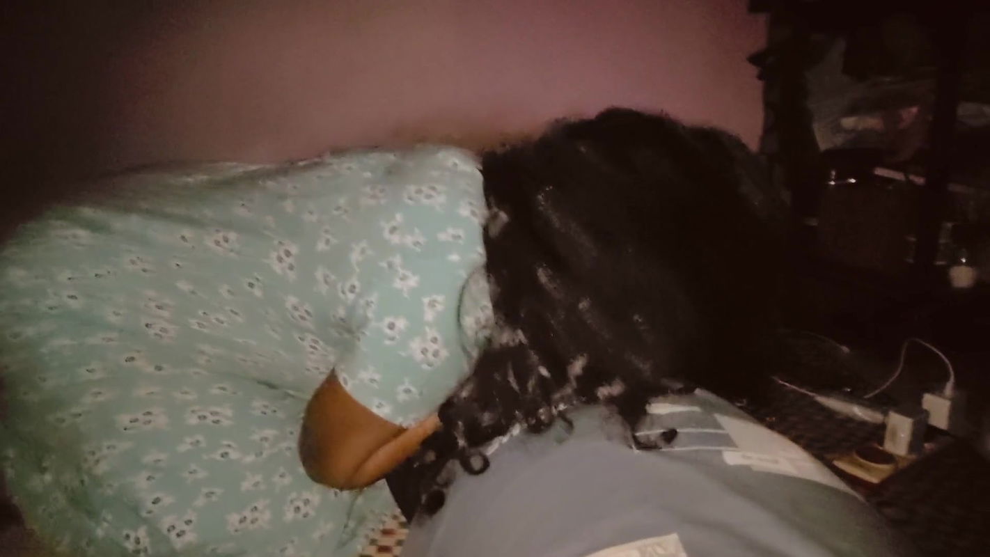 Tamil Teacher And Student Masturbation And Oil Her Big Ass With Sound Effect