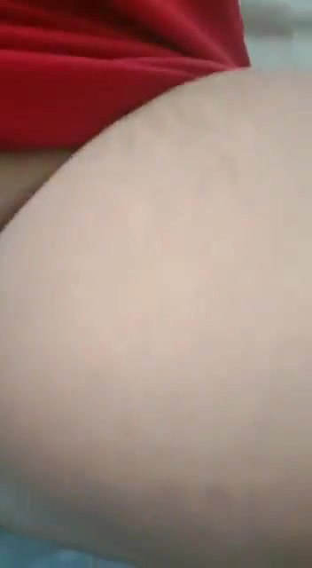 desi girl in bathroom cleaning herself after masturbation