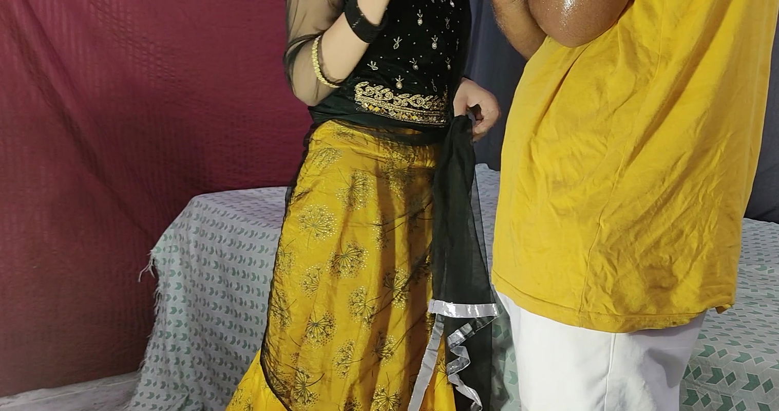 Mistress ko shaadi me nahi lega, unko husband toh naukar ne mistress ko bhela lusalkar bohot hoda