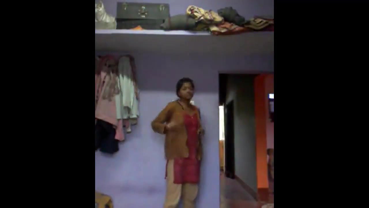 desi girl undressing herself selfie in her room mms clip
