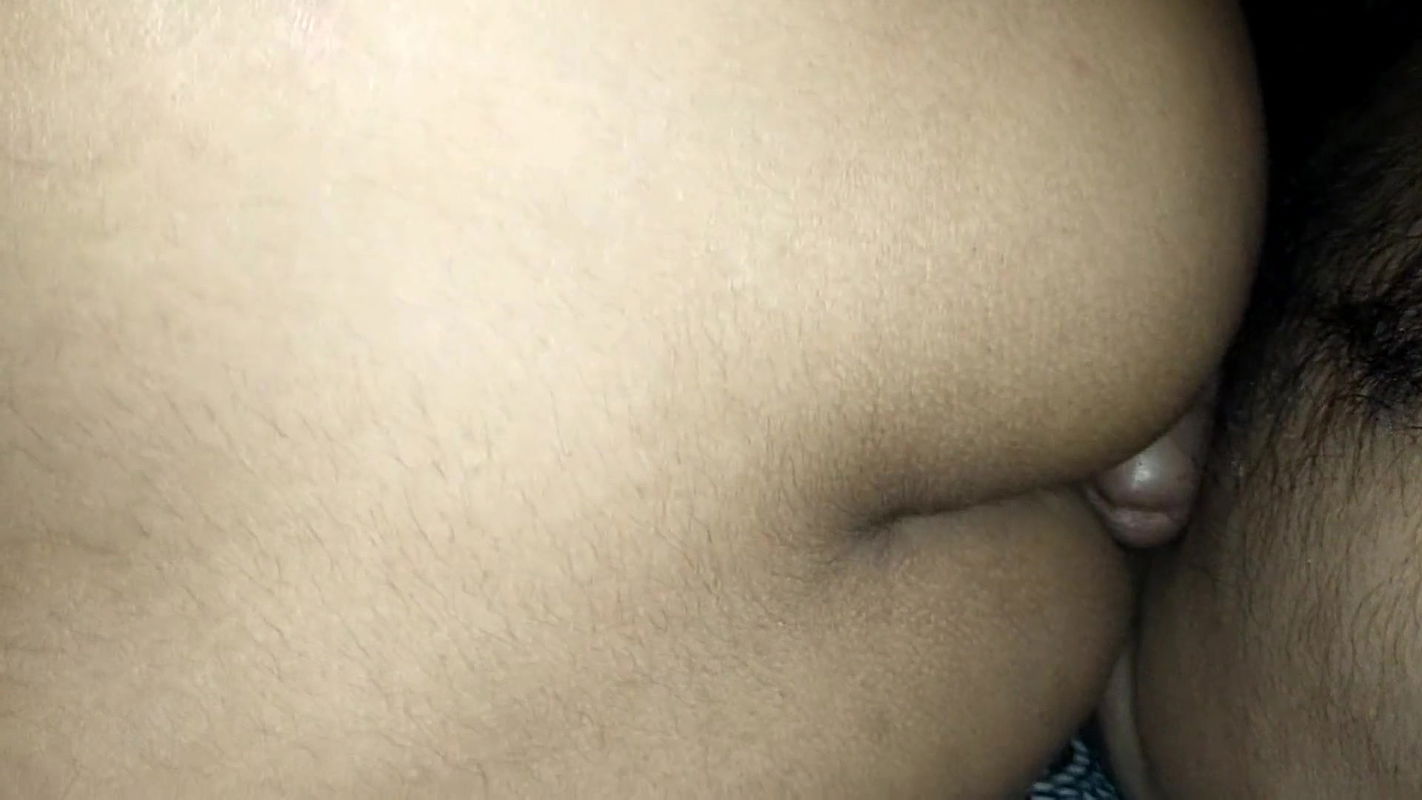 Indian porn- Sali k saath raat me bistar pe sex kiya