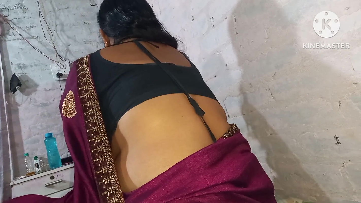 Hot sexy bhabhi ki yaar ke saath sari me nude chudai video