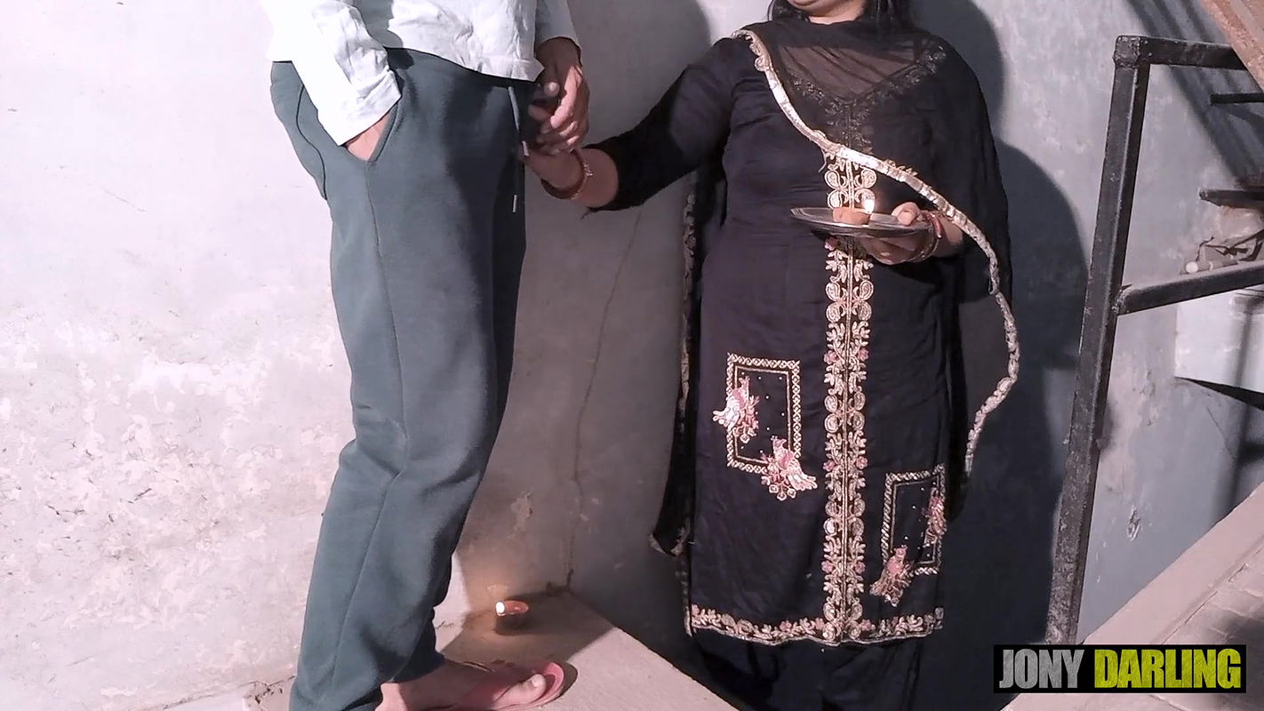 Diwali Ki Raat Maa Diye Laga Rahi Thi Ghar Ke Kone Me Pel Diya Maa Ko Your X Darling