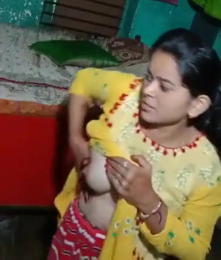 Saaali Showng Boobs t Jiijaajiii