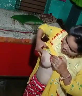 Saaali Showng Boobs t Jiijaajiii