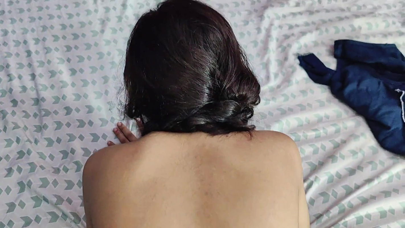 Big Boobs Desi Sali Fucks First Time with Bro in Law on her Wedding Day