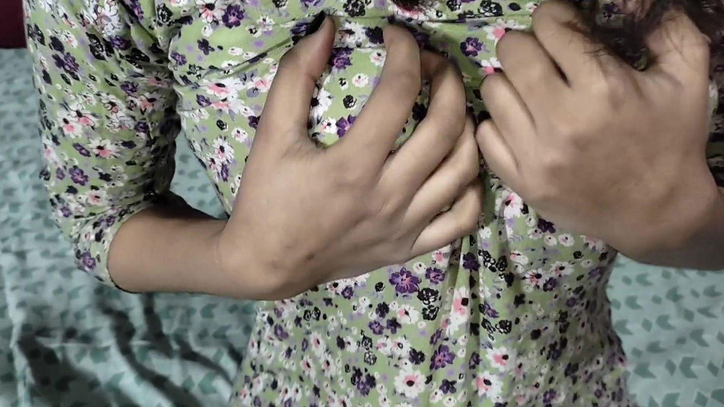 Big Ass Stepmom Want to Fuck By StepSon