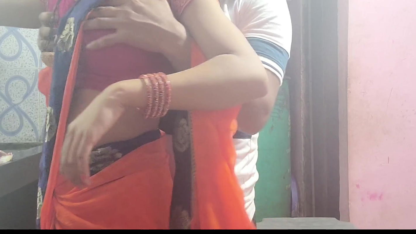 Bhabhi sex with devar first time in kitchen room
