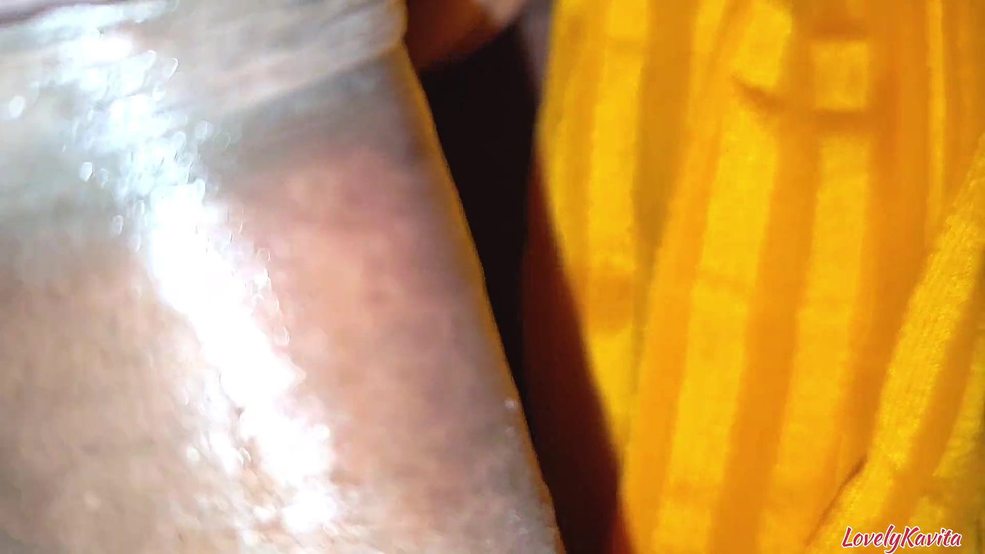 Best Blowjob from sister in law (bhabhi ne jam ke lauda choosa)