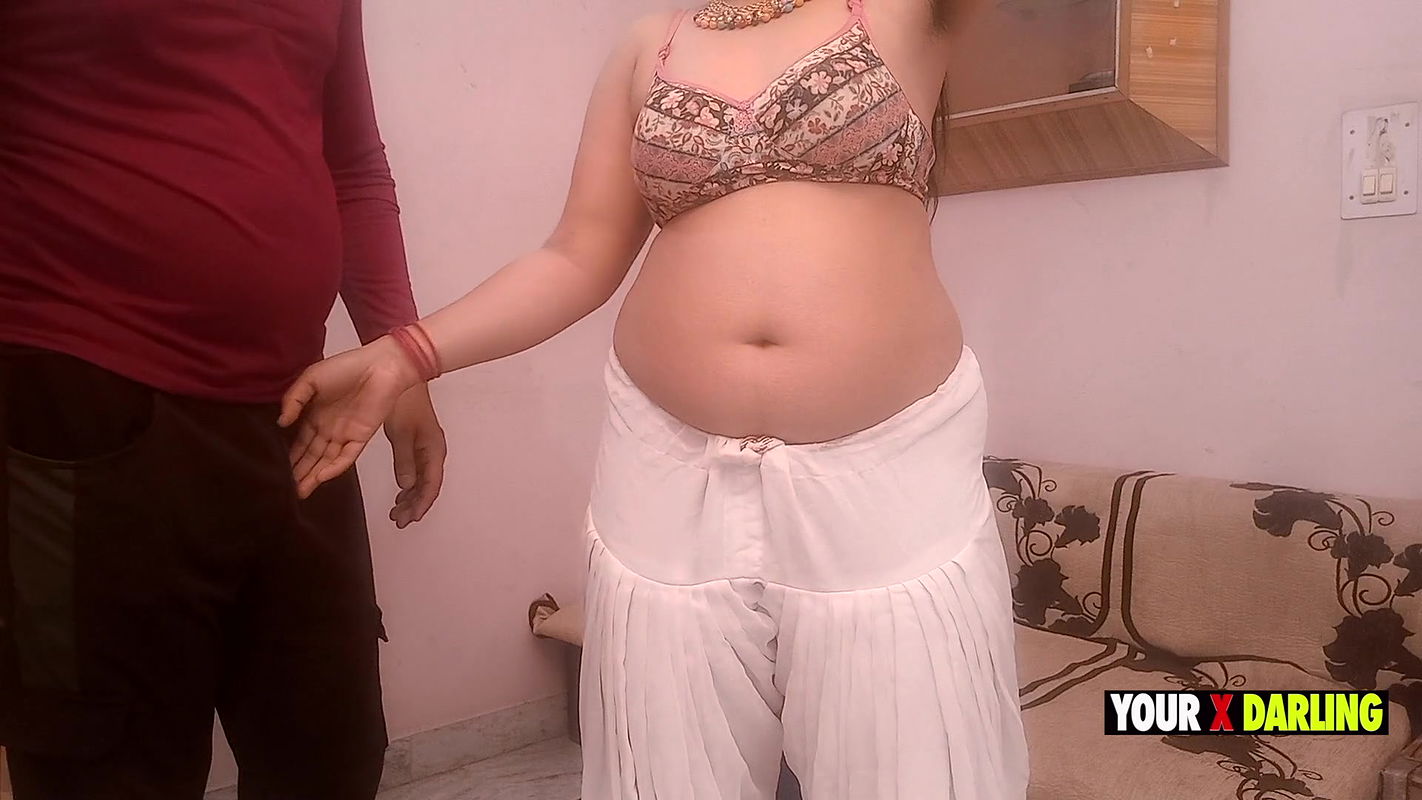 As soon as I hooked stepmami’s bra, my cock stood up