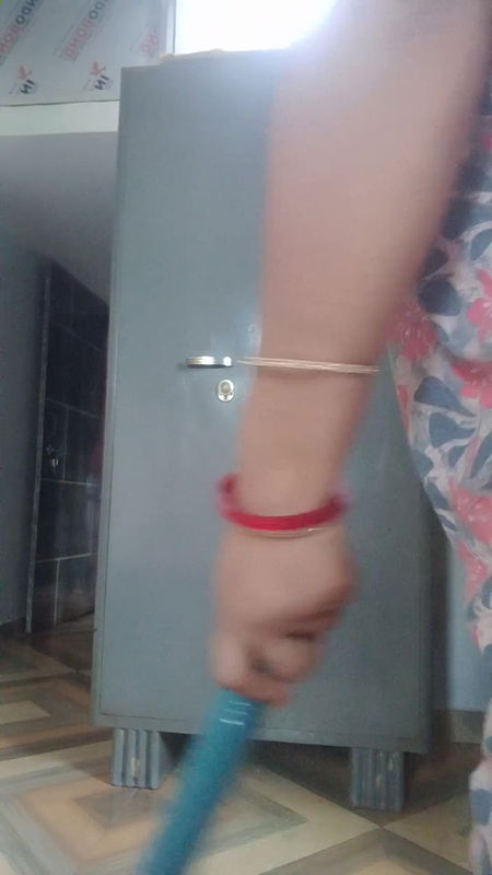 Hot sexy Kitu Bhabhi inserted a broom inside her pussy and took out the juice from her pussy