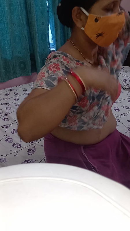 .Hot sexy Kitu Bhabhi got fucked by her step brother in her new house. Bhabhi’s anal sex video