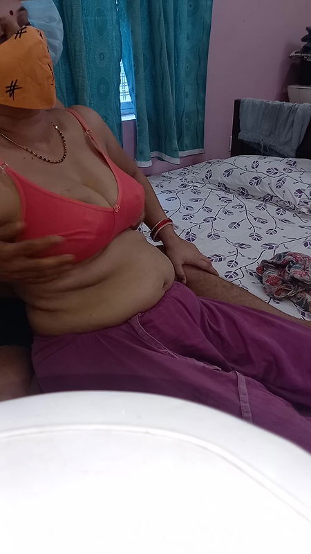 .Hot sexy Kitu Bhabhi got fucked by her step brother in her new house. Bhabhi’s anal sex video