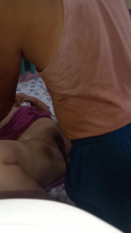 .Hot sexy Kitu Bhabhi got fucked by her step brother in her new house. Bhabhi’s anal sex video