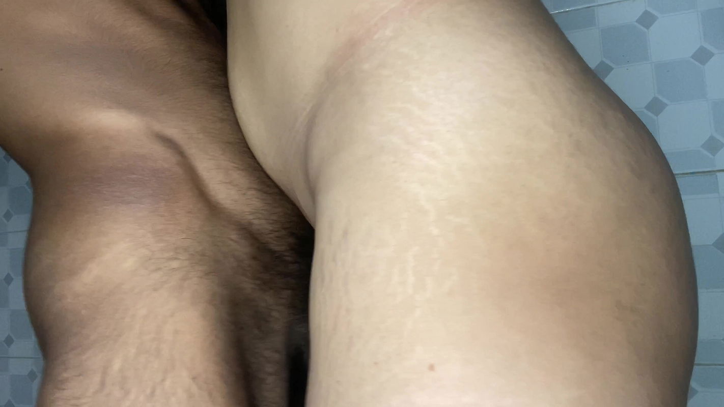Stepmom asked stepson to fuck her hungry pussy with teen dick
