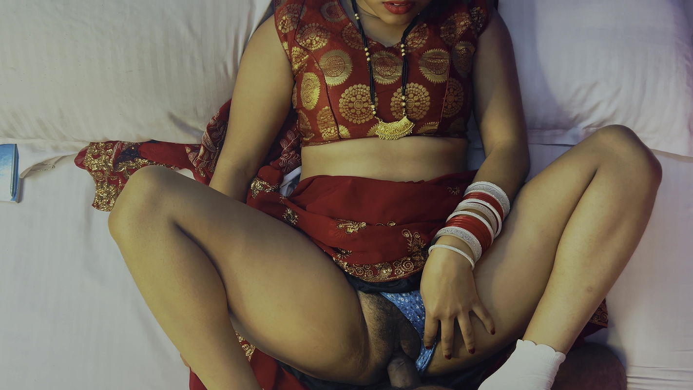 Step Mom and Step Son Illicit Relationship Indian Young Step Mummy Hindi Sex Video